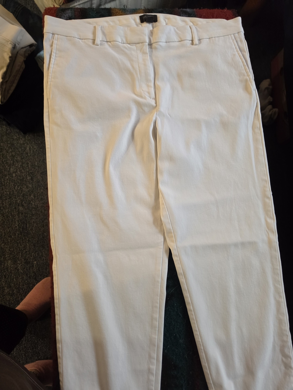 Women’s White Stretch Slim Pants
